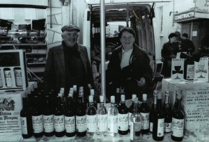 Yves et Maria sur le marché de Dordogne